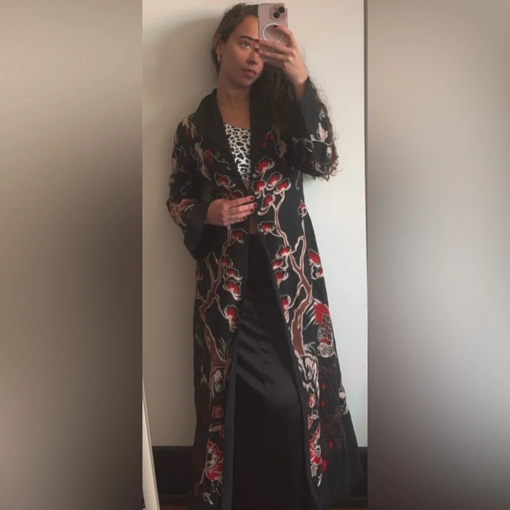 Vintage SUE WONG Floral Print Embroidered Appliqué  Asian Inspired Trench Coat - Picture 14 of 16